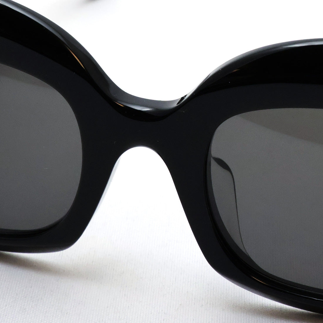 【TOM FORD/トムフォード】バタフライ サングラス TF1219-F 01A 54
