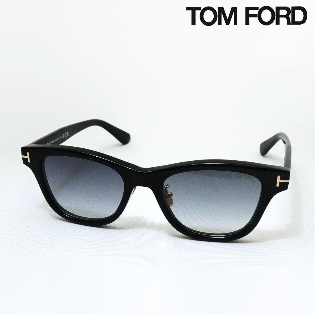 TOM FORD/トムフォード】ウェリントン サングラス TF1353-D 01C 52