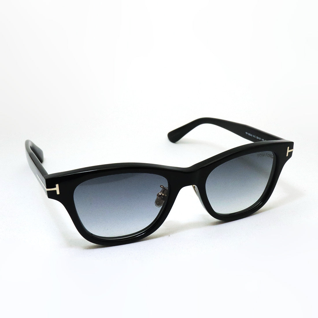 【TOM FORD/トムフォード】ウェリントン サングラス TF1353-D 01C 52