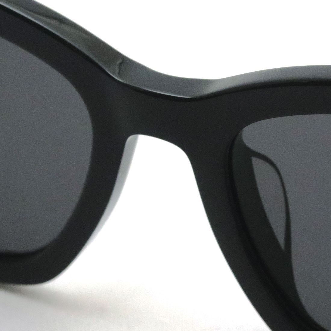 Gucci Sunglasses GUCCI GG1596SK 001