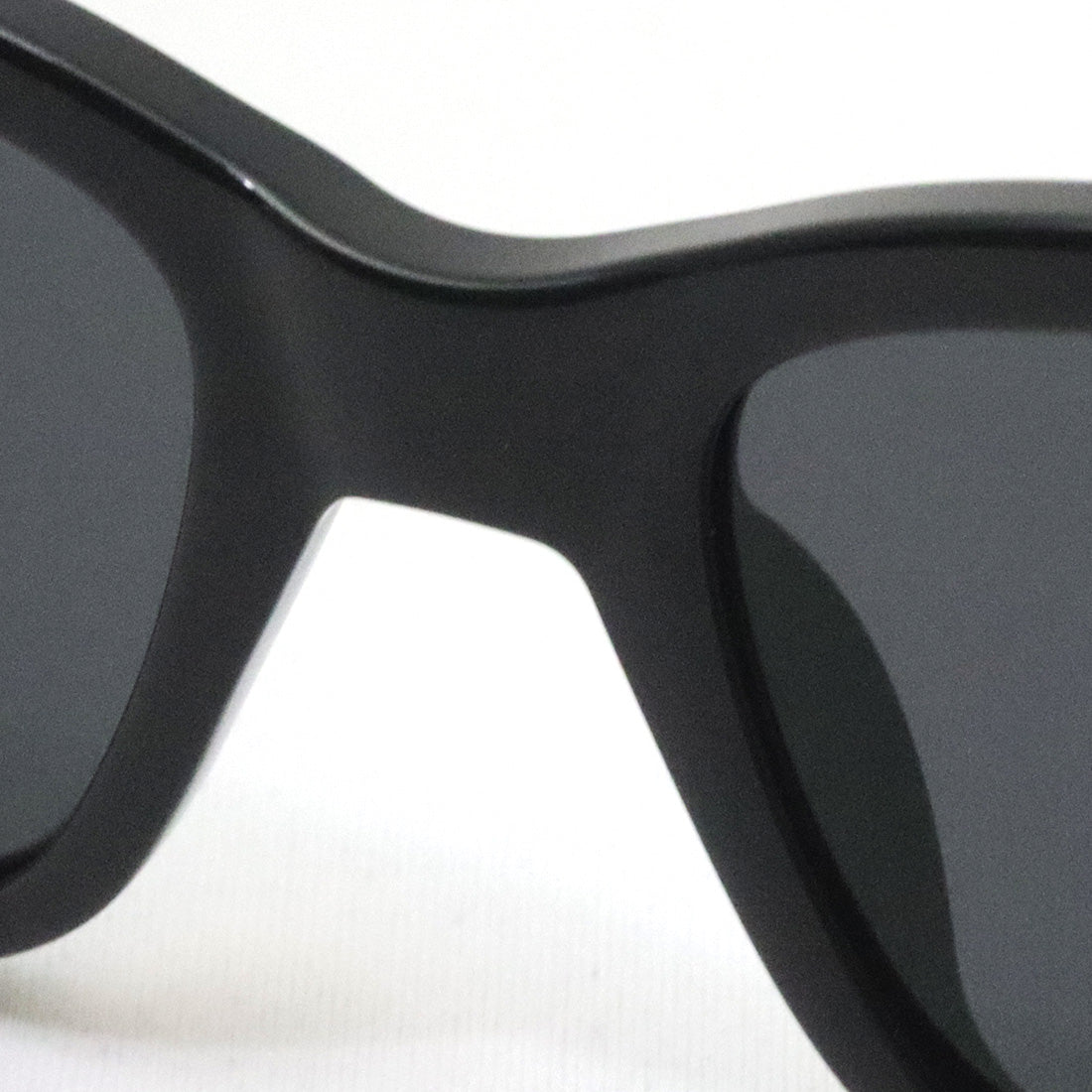 Gucci Sunglasses GUCCI GG1716S 001