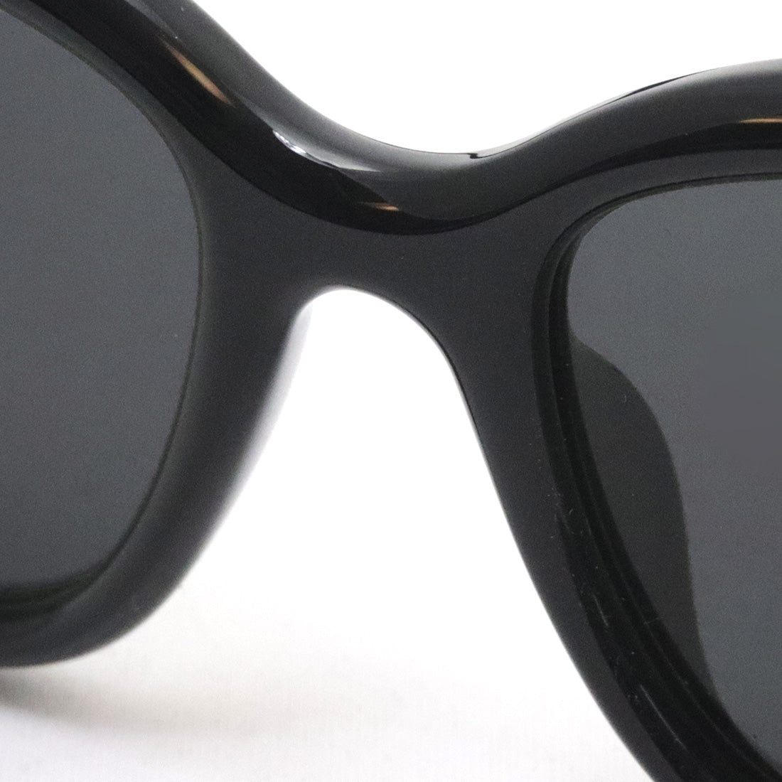 Gucci Sunglasses GUCCI GG1830SK 001
