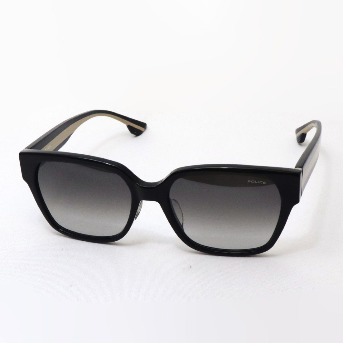 Police Sunglasses POLICE SPLA67J 700X