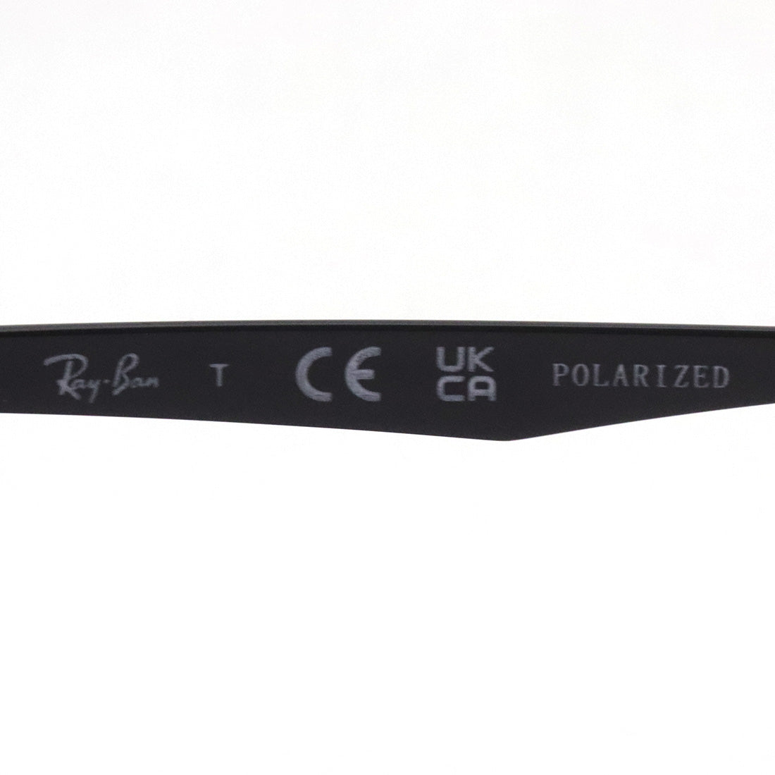 Gafas de sol polarizadas de Ray-Ban Ray-Ban RB3724D 00281