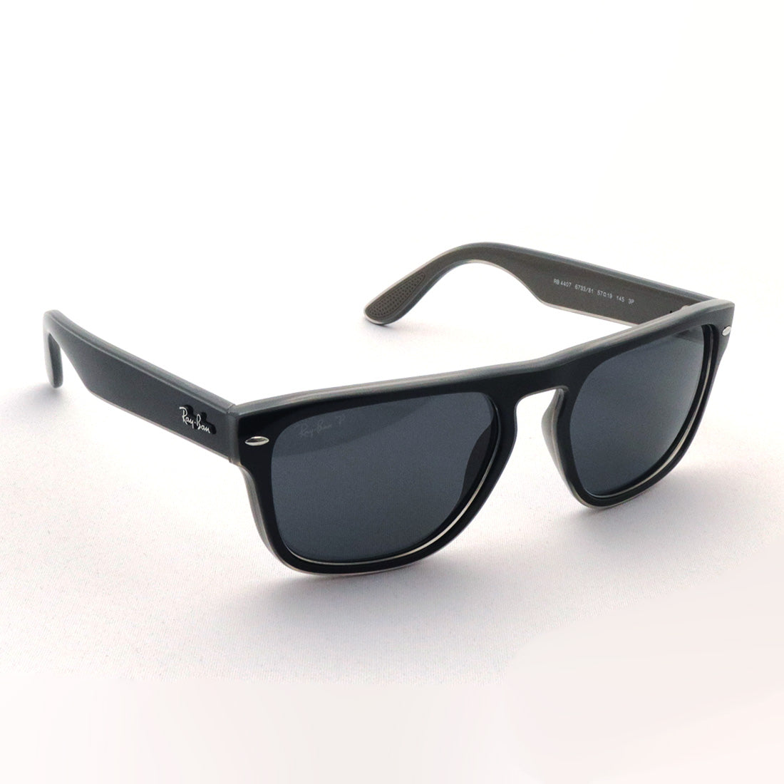Gafas de sol polarizadas de Ray-Ban Ray-Ban RB4407 673381
