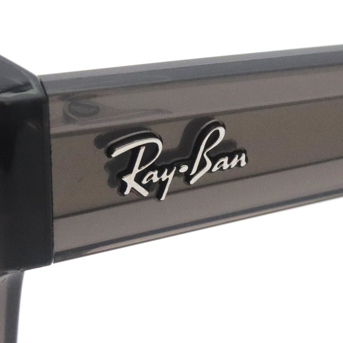 Ray-Ban太阳镜Ray-Ban RB4428F 667571