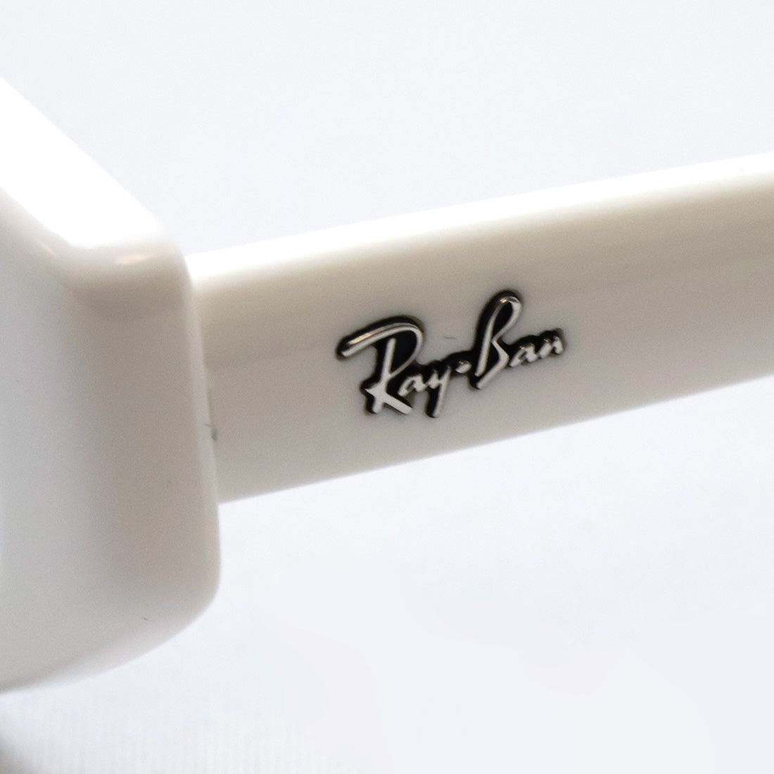 レイバン サングラス Ray-Ban RB4473D 677219 56 幾何学形 ジオメトリック スクエア ホワイト系
