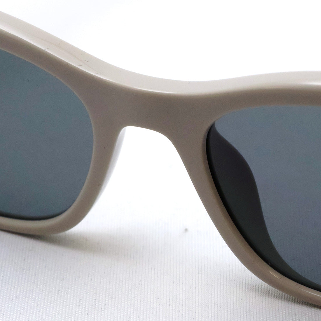 レイバン サングラス Ray-Ban RB4474D 685887 54 幾何学形 キャットアイ ベージュ系