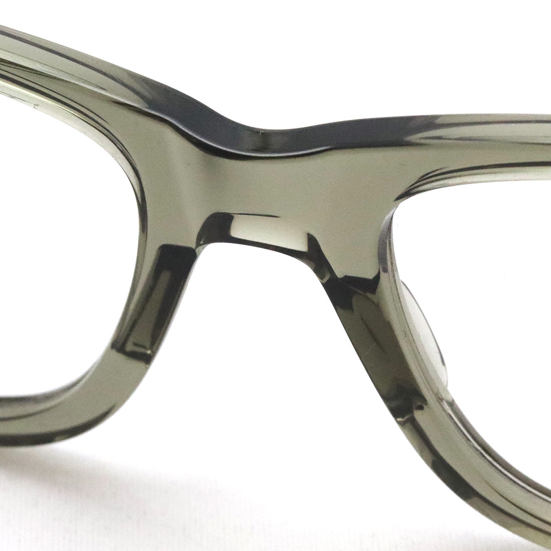 射线玻璃杯Ray-Ban RX0840V 8297 Mega Wayfarer