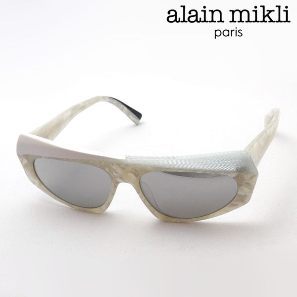 Alan Mikuri Sunglasses ALAIN MIKLI A05041 0026G Pose