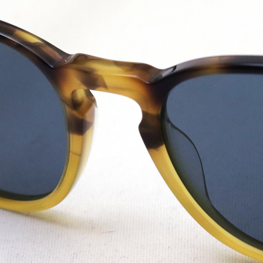 Oliver Peel's Dimming Sunglasses OLIVER PEOPLES OV5298SU 1409R8 Finley ESQ.SUN