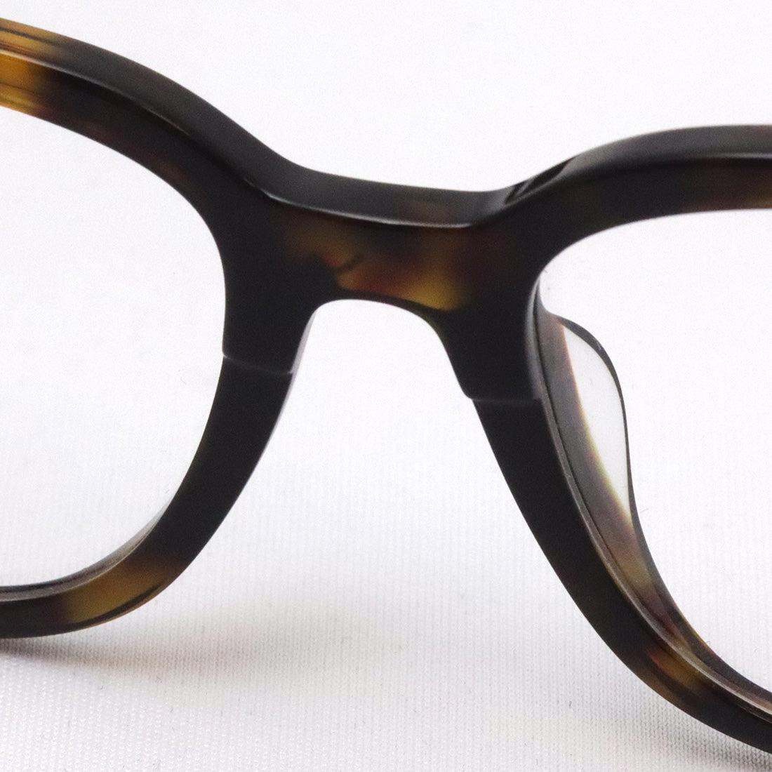 Prada眼镜Prada Pr04YVF 2AU1O1