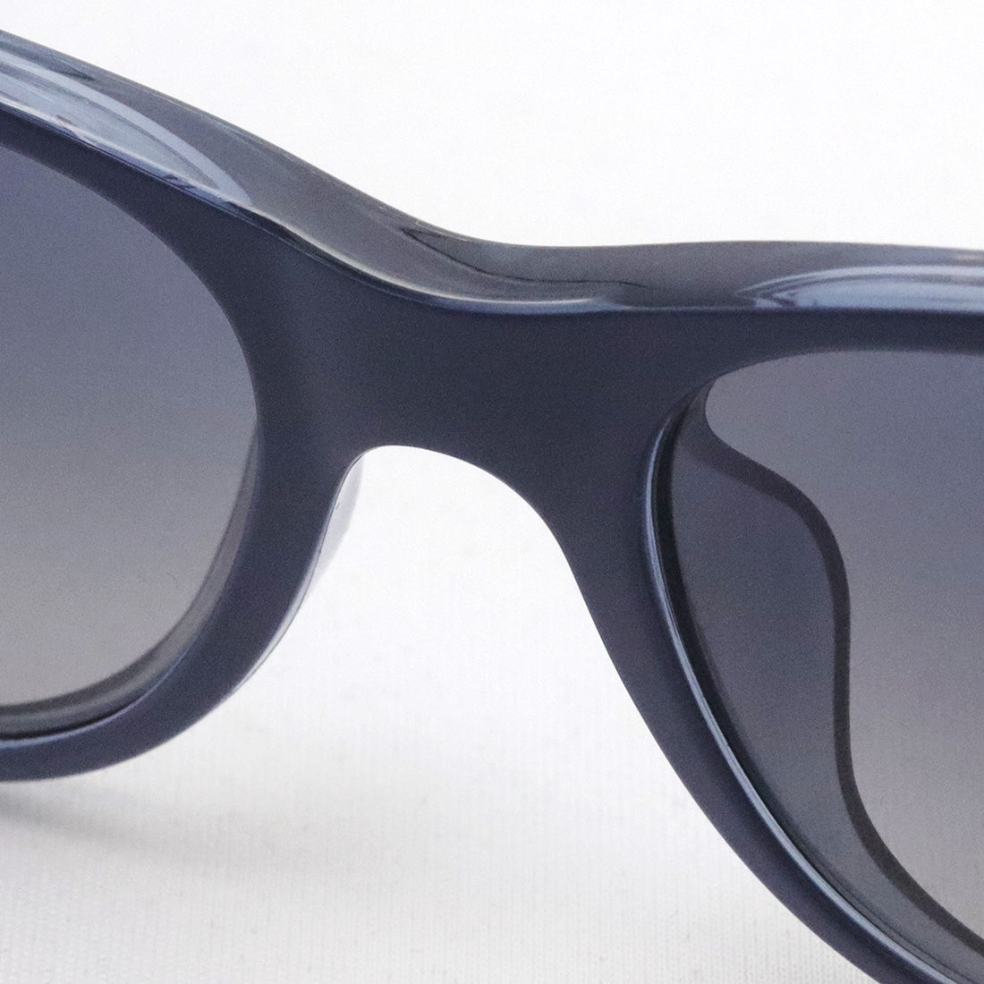 Gafas de sol polarizadas de Ray-Ban Ray-Ban RB2132F 660778 New Way Farler