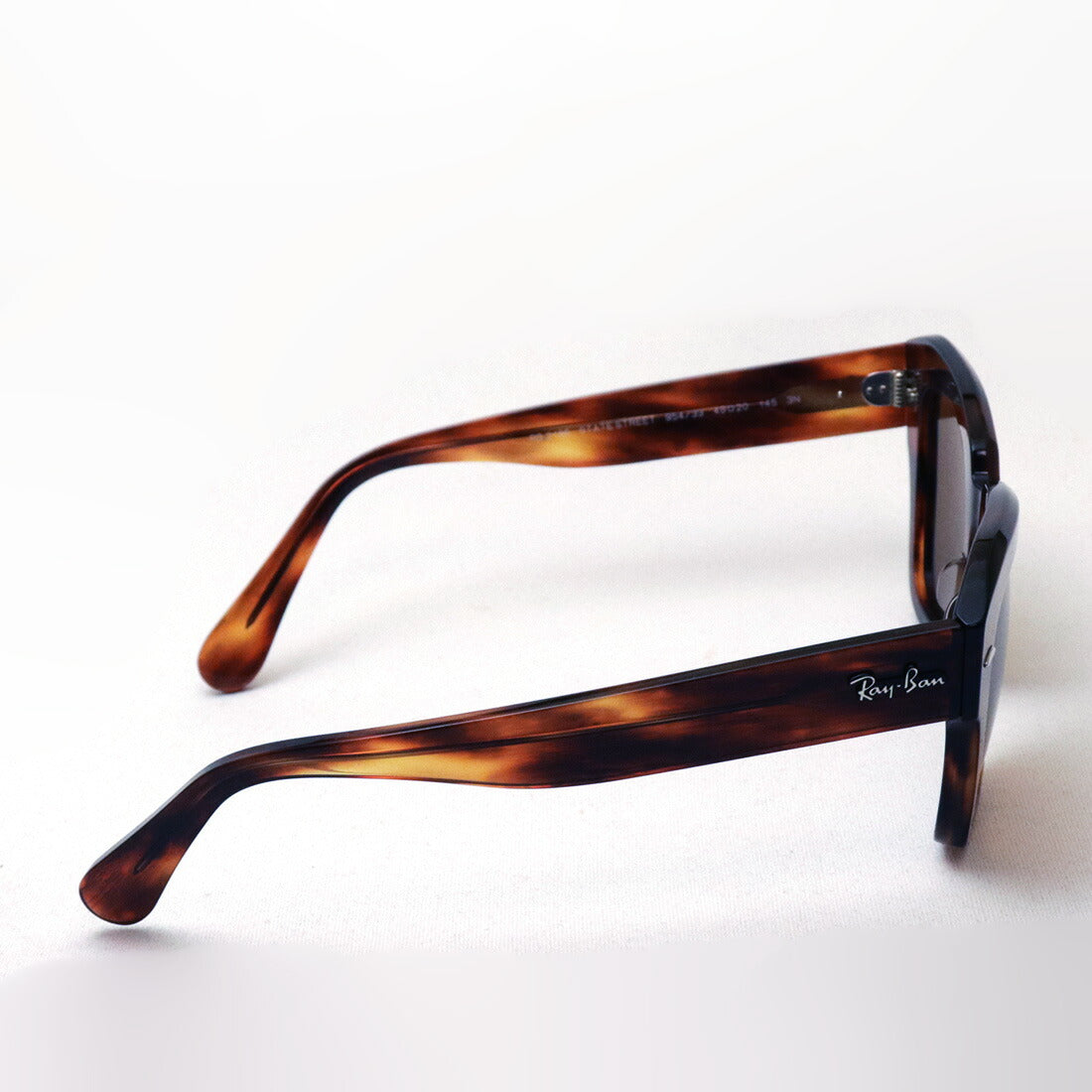 Ray-Ban Sunglasses Ray-Ban RB2186 95433 State Street