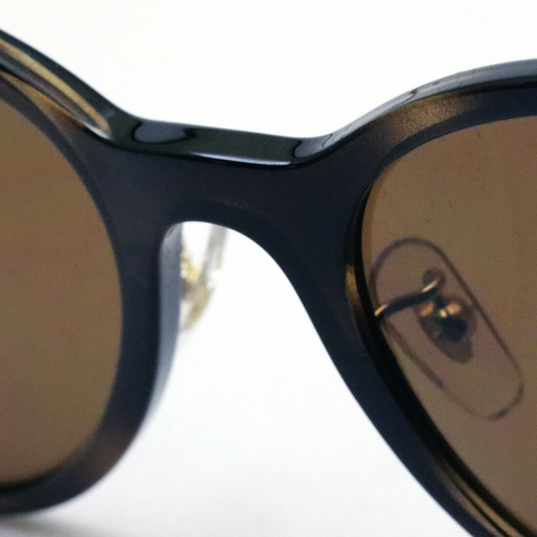 Gafas de sol polarizadas de Ray-Ban Ray-Ban RB4334D 71083