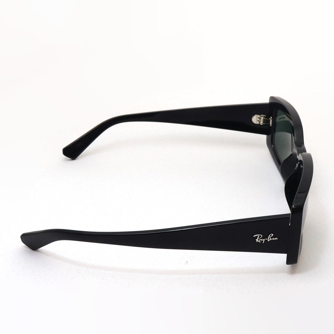 Ray-Ban Sunglasses Ray-Ban RB4395F 667771 Killian