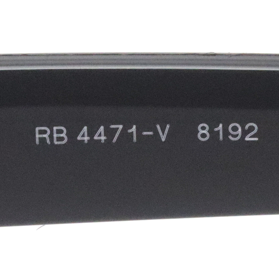 射线玻璃杯Ray-Ban RX4471V 8192