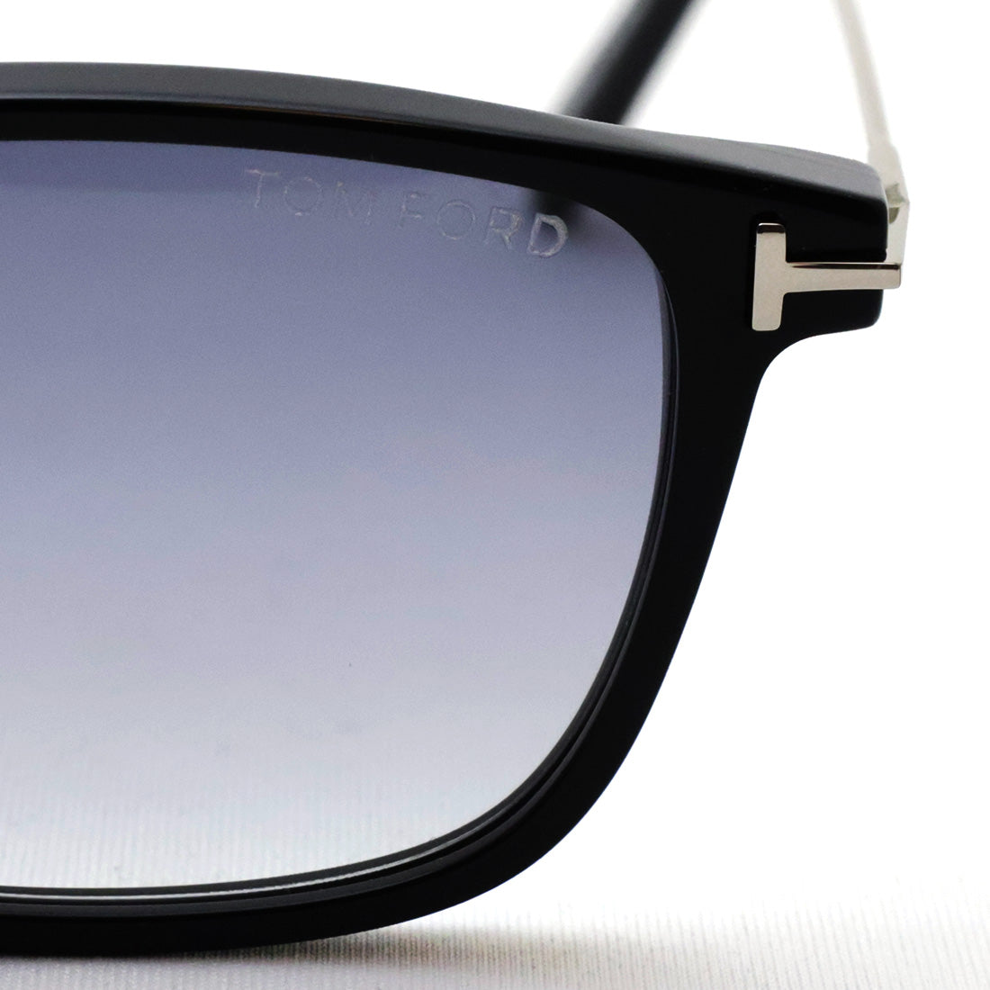 【TOM FORD/トムフォード】スクエア サングラス TF1042-D 01B 52