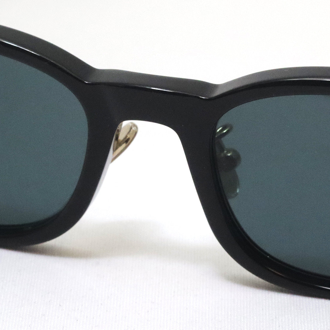 【TOM FORD/トムフォード】ウェリントン サングラス TF1350-D 01V 53