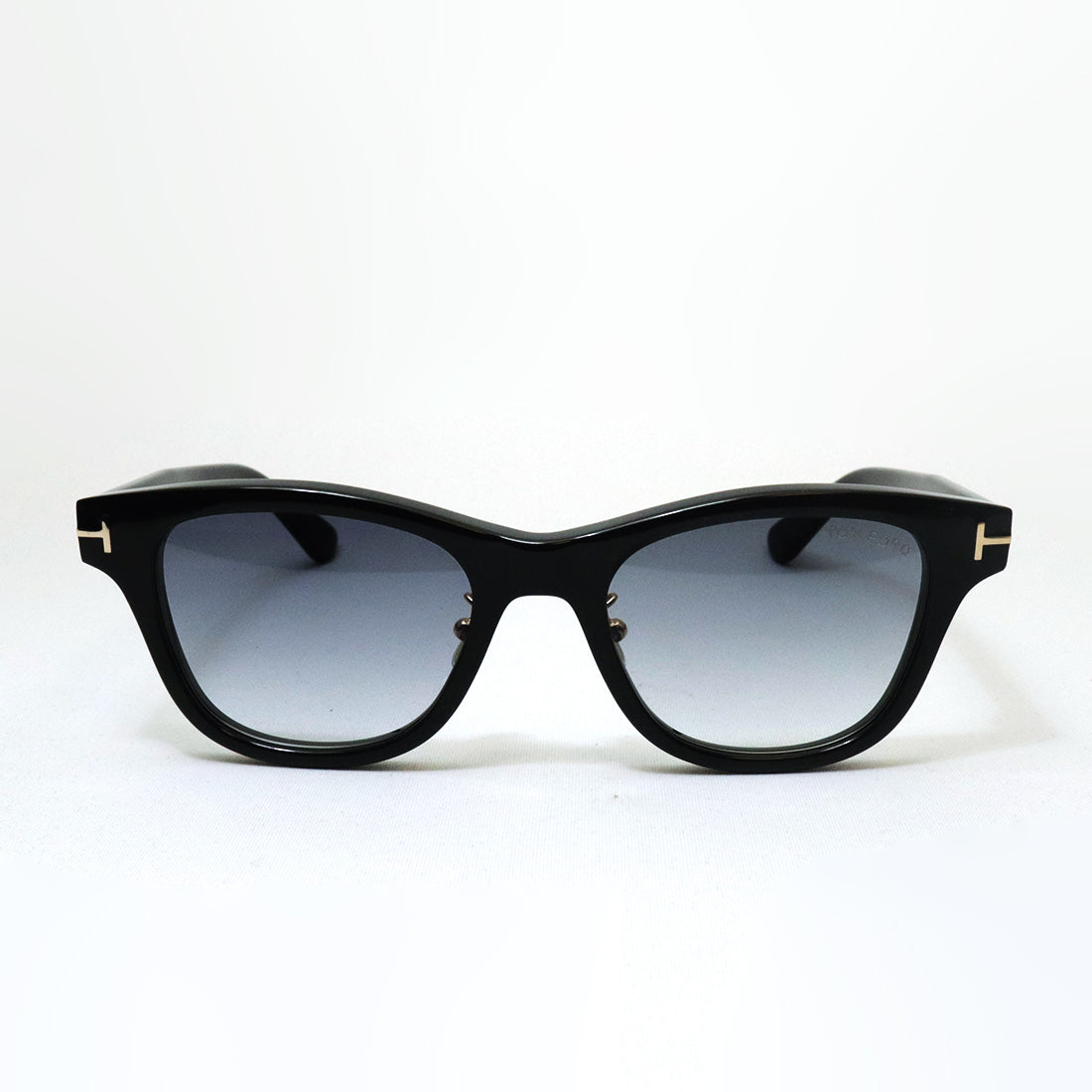 【TOM FORD/トムフォード】ウェリントン サングラス TF1353-D 01C 52