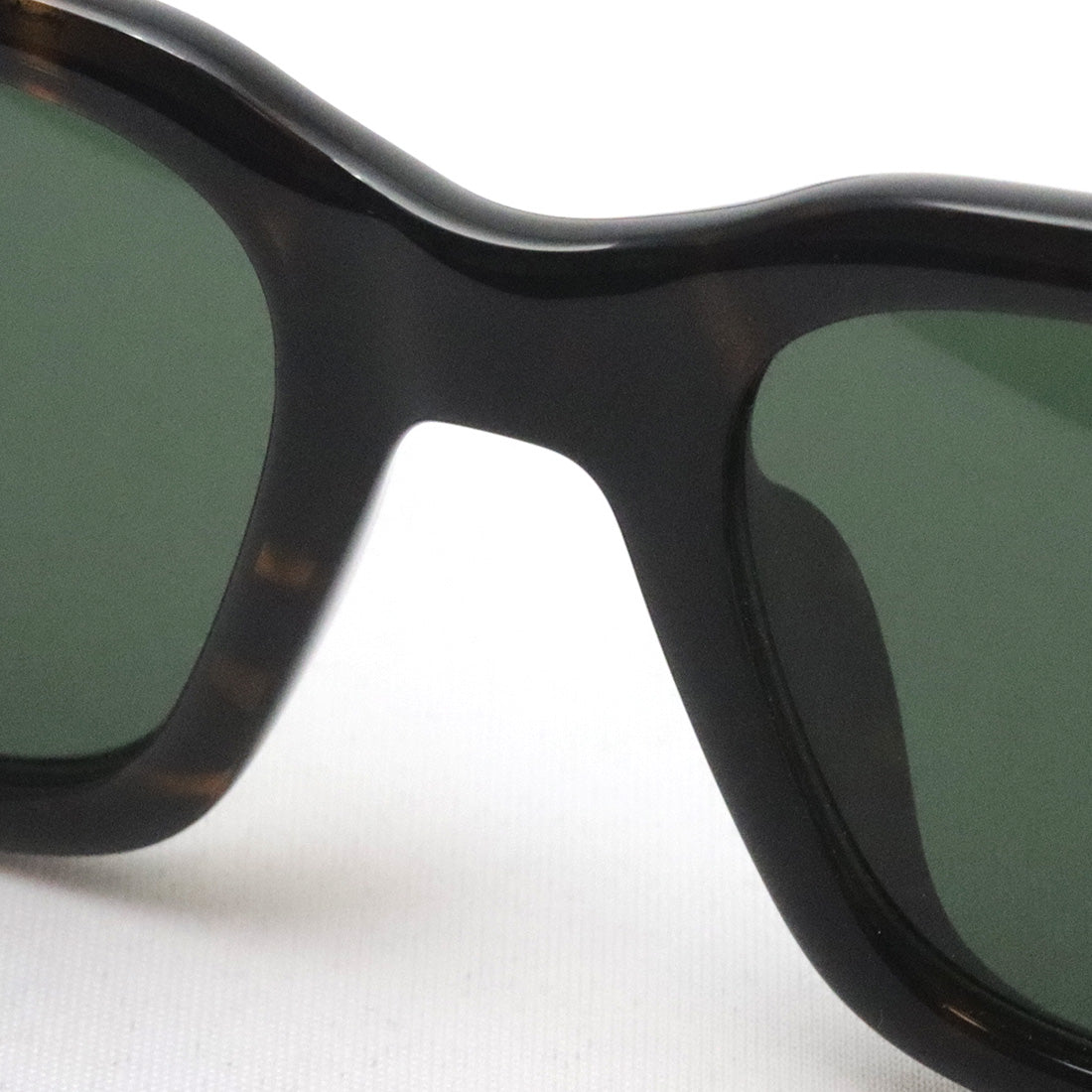 Gucci Sunglasses GUCCI GG1857SK 002