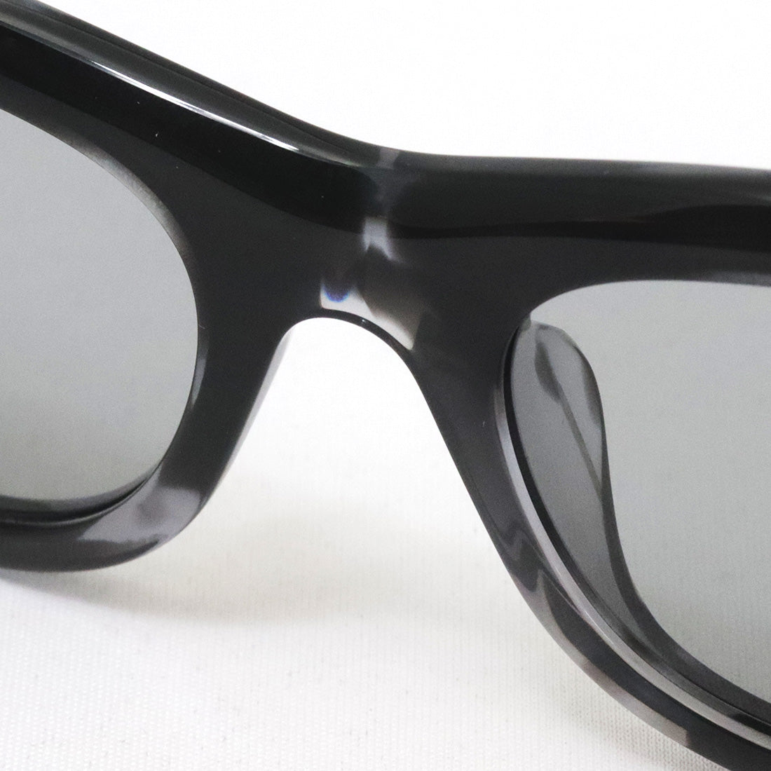 ボッテガ ヴェネタ サングラス BOTTEGA VENETA BV1323SK 002