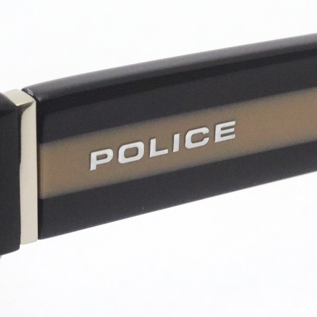 Police Sunglasses POLICE SPLA67J 700X