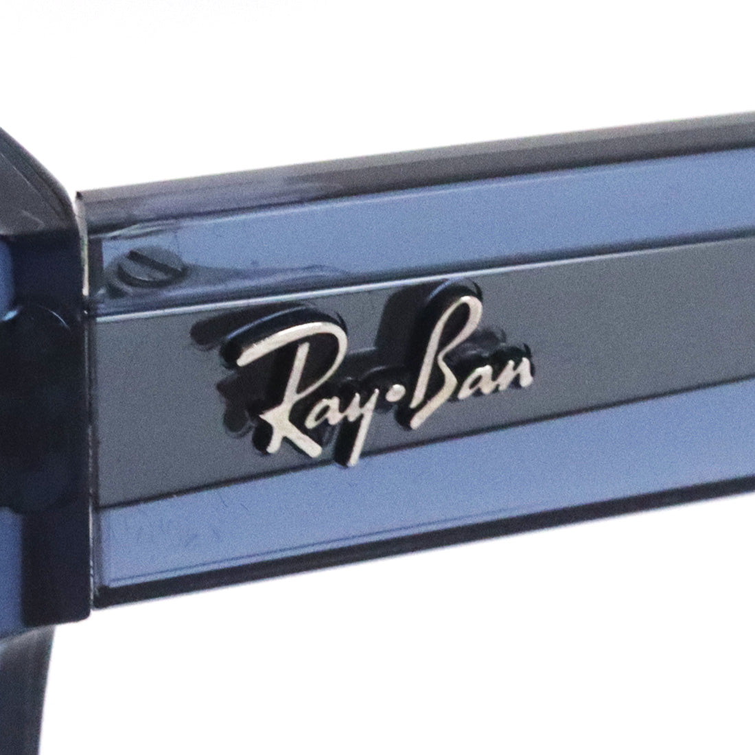 Outlet Ray-Ban Sunglasses Ray-Ban RB4397 668071 Corrigan