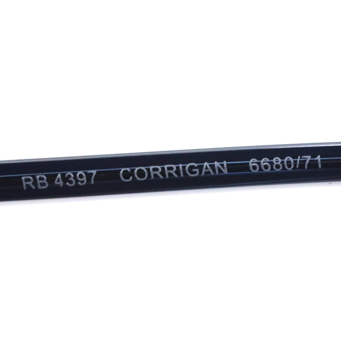 Outlet Ray-Ban Sunglasses Ray-Ban RB4397 668071 Corrigan