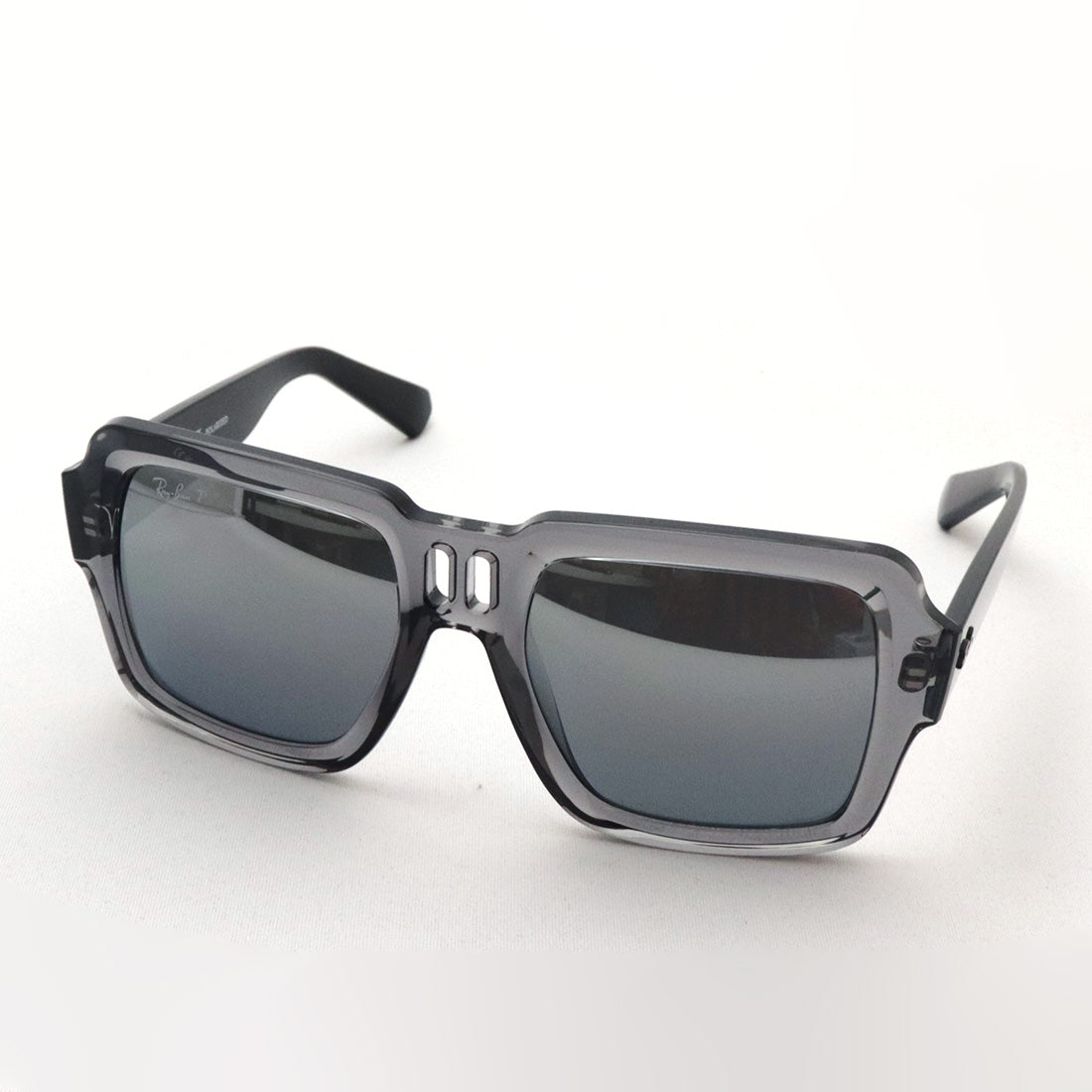Gafas de sol polarizadas de Ray-Ban Ray-Ban RB4408 672582