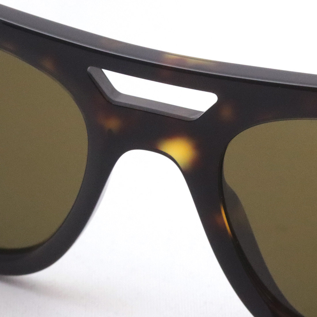 Ray-Ban太阳镜Ray-Ban RB4426 135973