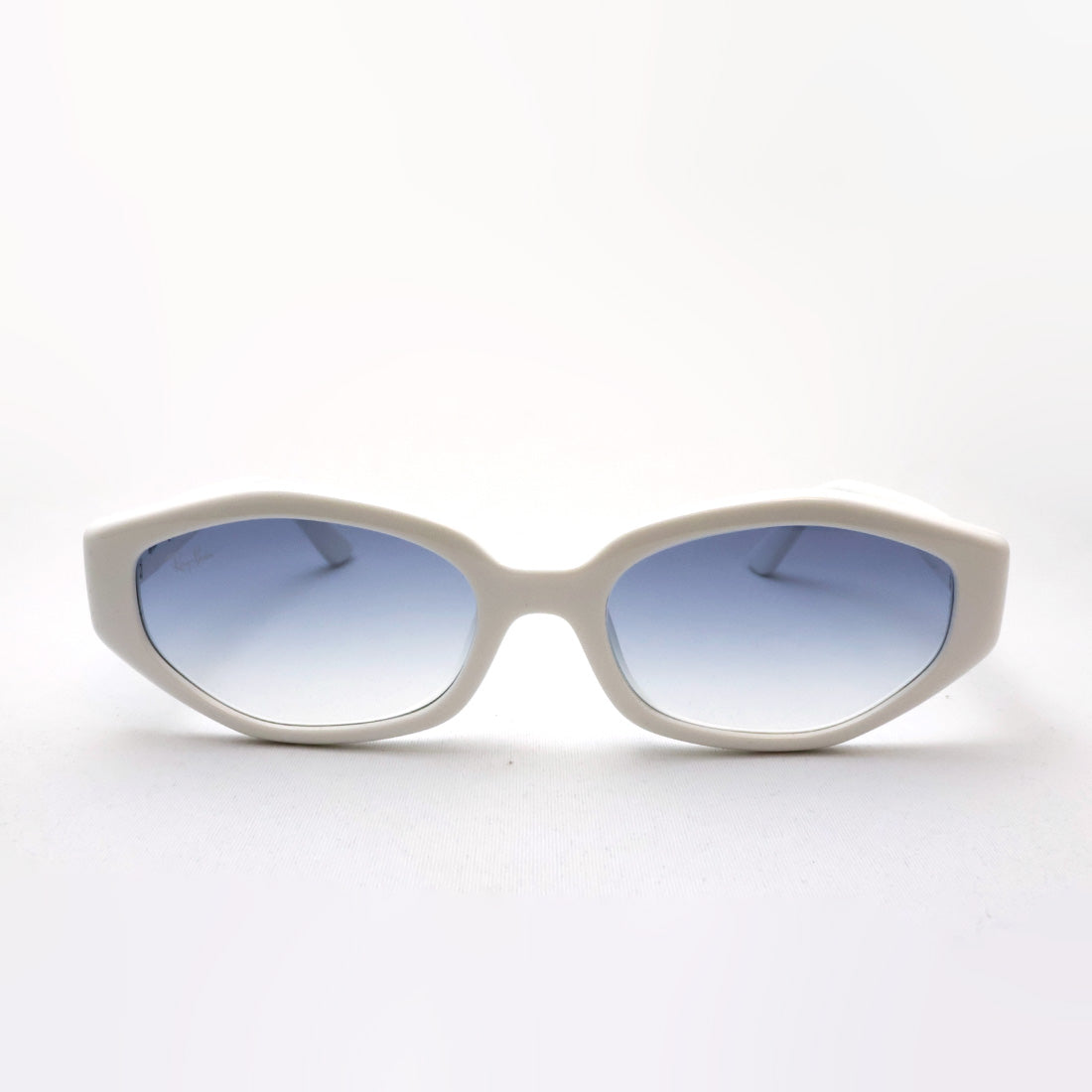 レイバン サングラス Ray-Ban RB4473D 677219 56 幾何学形 ジオメトリック スクエア ホワイト系