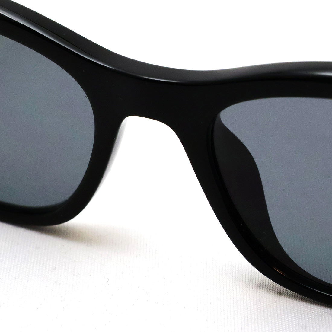 レイバン サングラス Ray-Ban RB4474D 90187 54 幾何学形 キャットアイ ブラック系