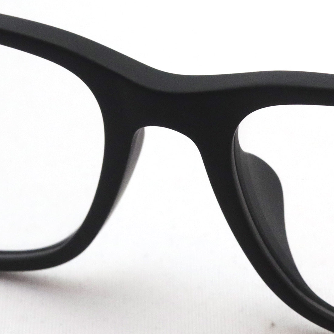 射线玻璃杯Ray-Ban RX5315D 2477