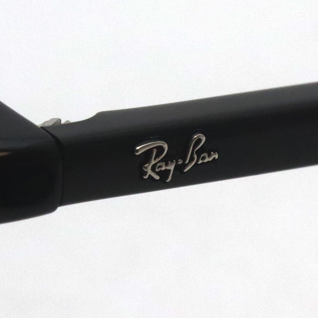 射线玻璃杯Ray-Ban RX5421F 2000