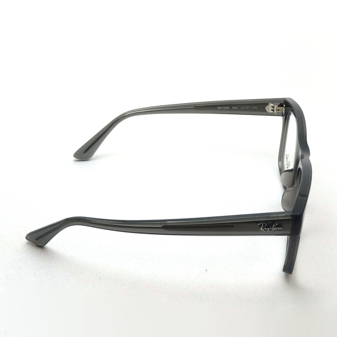 射线玻璃杯Ray-Ban RX7228F 8257