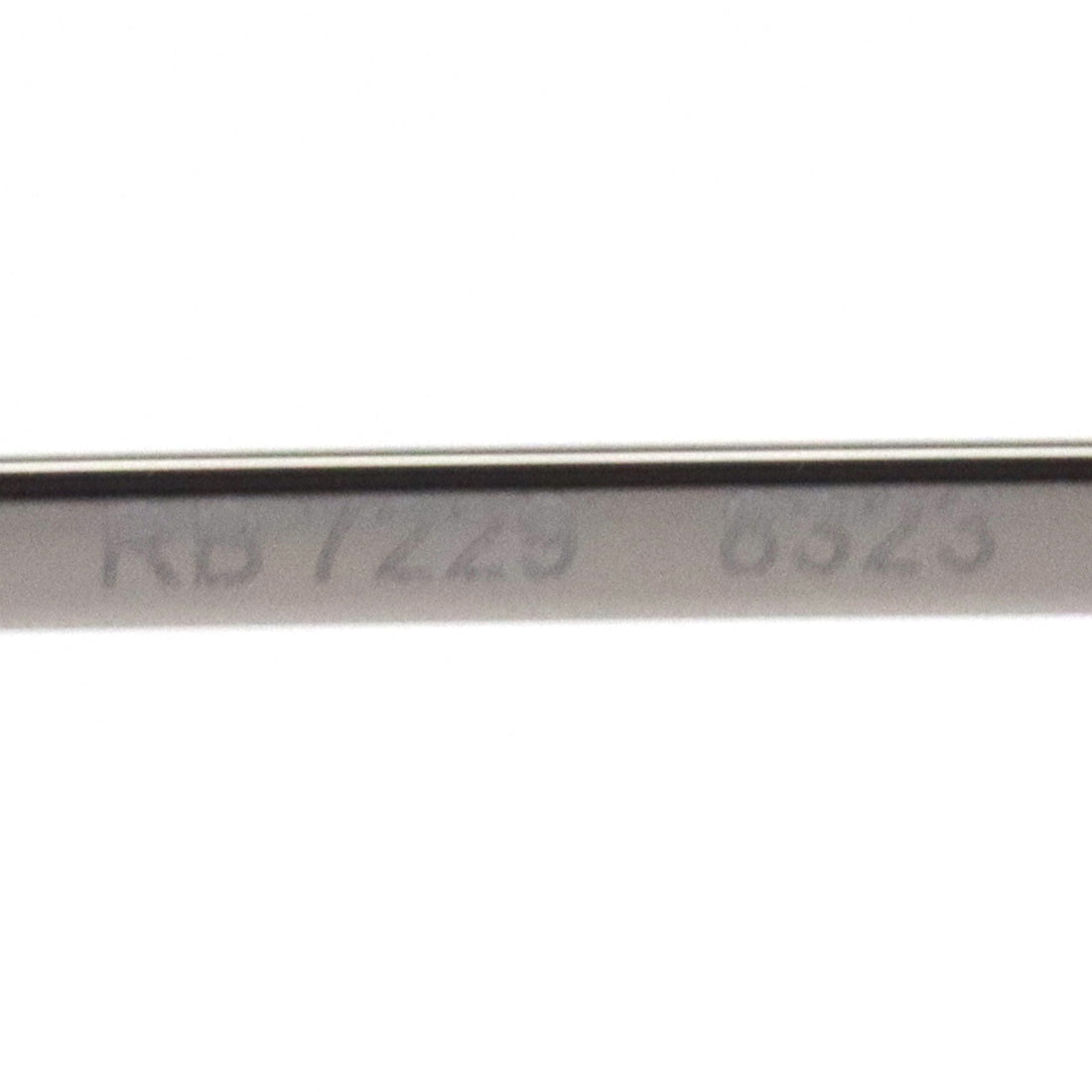 射线玻璃杯Ray-Ban RX7229 8323