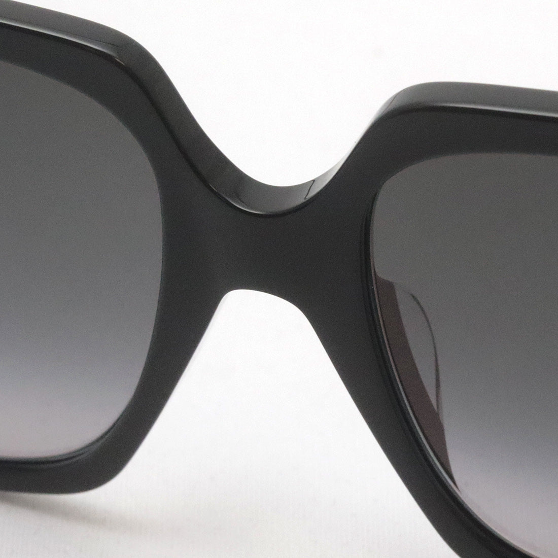 SALE Gucci Sunglasses GUCCI GG0728SA 001