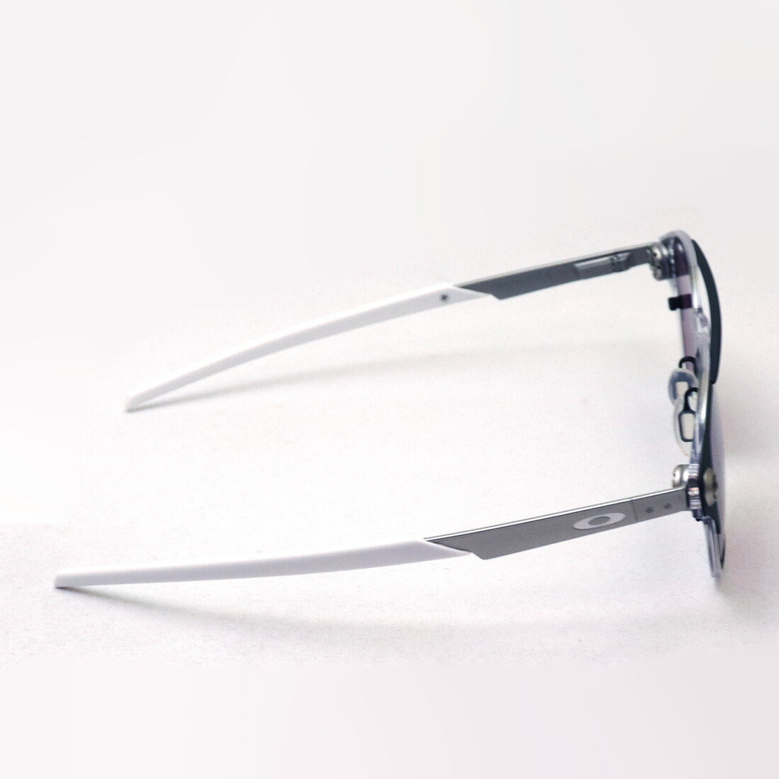 Oakley Sunglasses Prism Cold Fuse OO6042-0352 Oakley ColdFuse Prizm LifeStyle