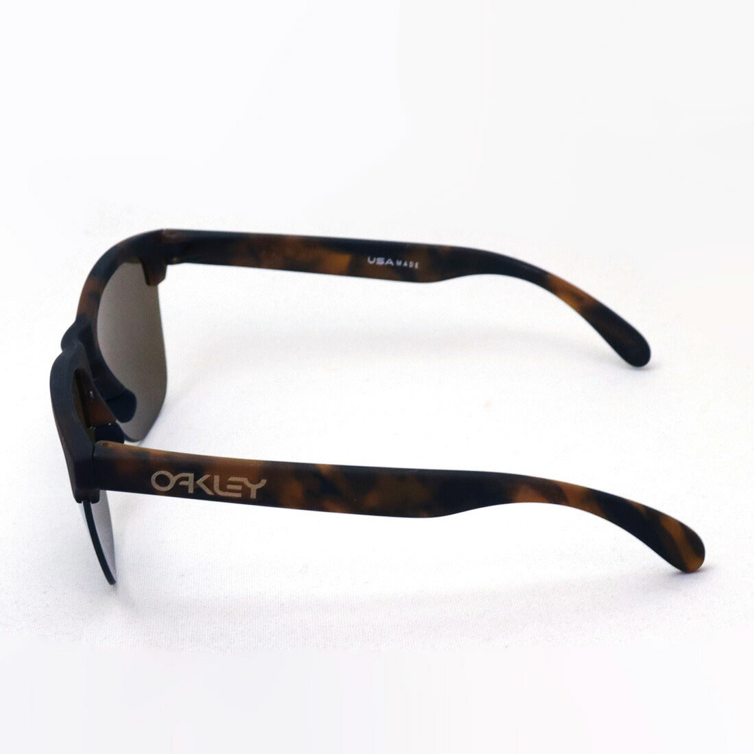 オークリー サングラス プリズム フロッグスキン ライト OO9374-11 OAKLEY FROGSKINS LITE PRIZM LIFESTYLE