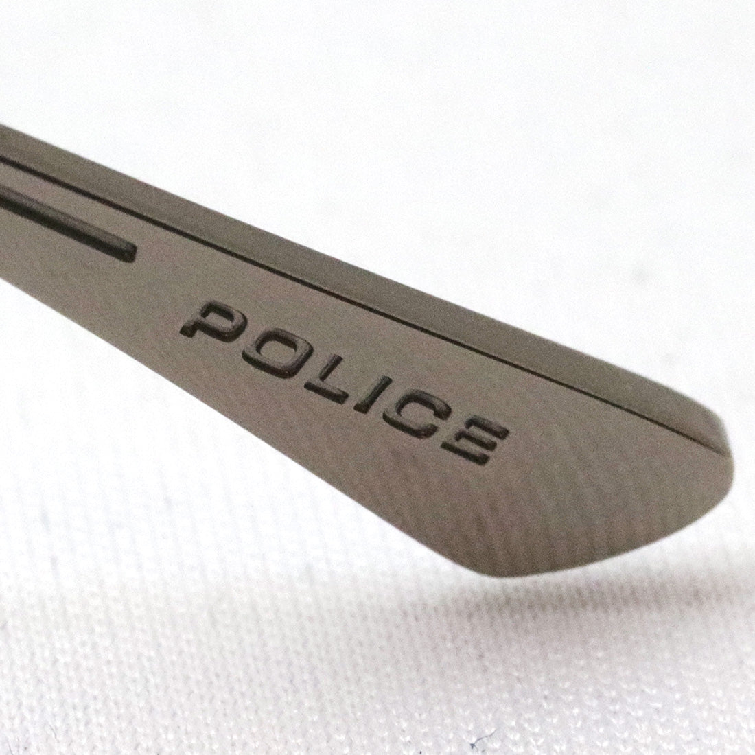 销售警察太阳镜警察Sple43J 583X