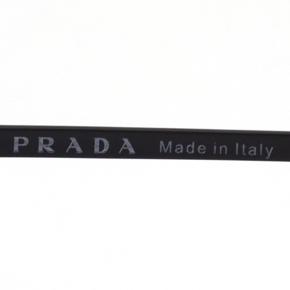 Pradarine Alossa眼镜Prada Linea Rossa PS04HV 1AB1O1