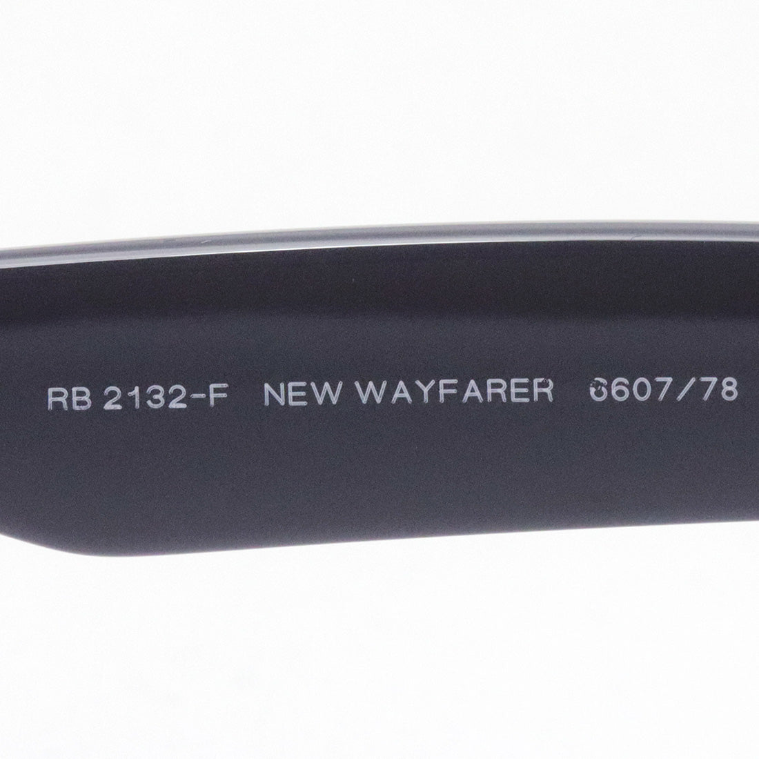 Gafas de sol polarizadas de Ray-Ban Ray-Ban RB2132F 660778 New Way Farler
