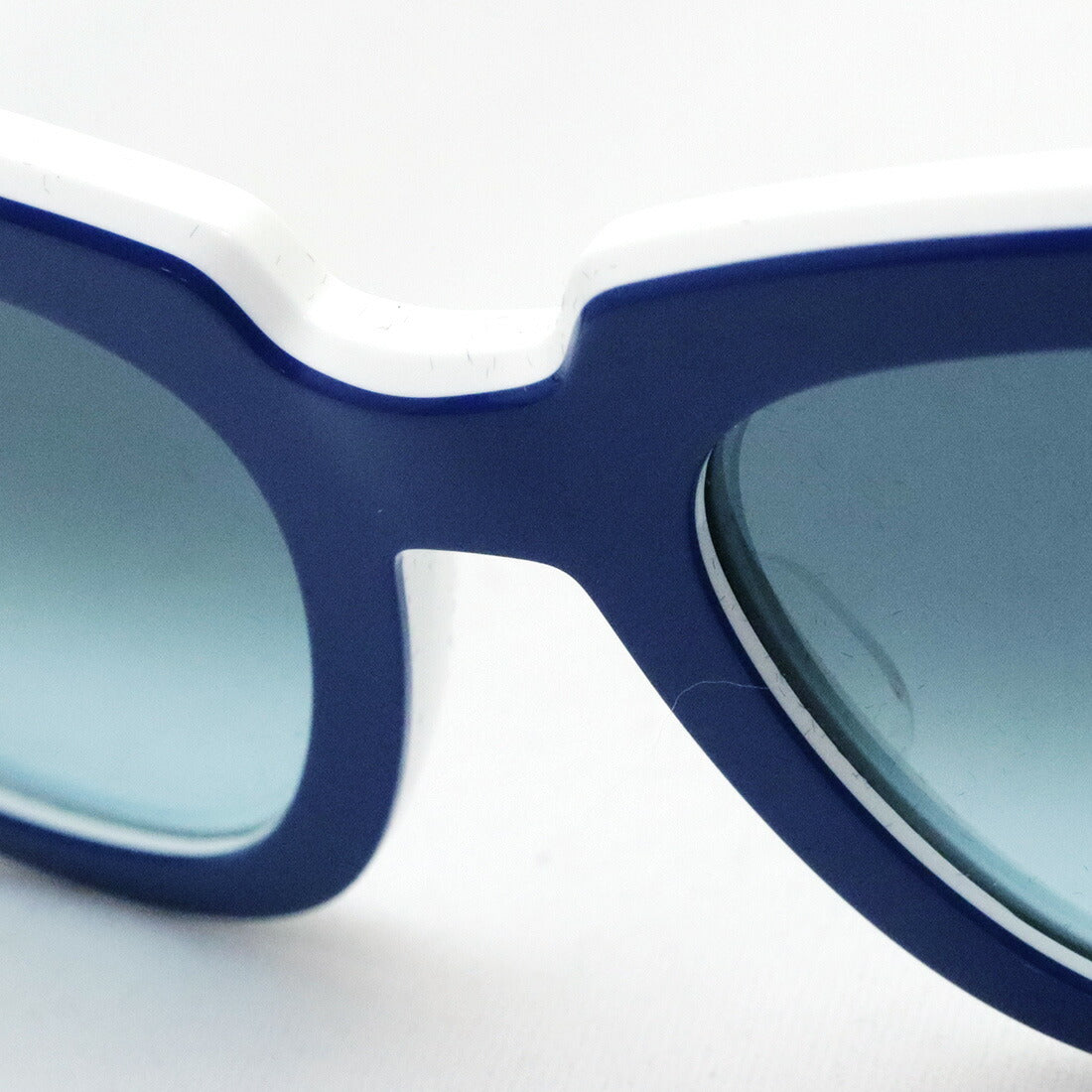 Ray-Ban Sunglasses Ray-Ban RB2186 12993M State Street