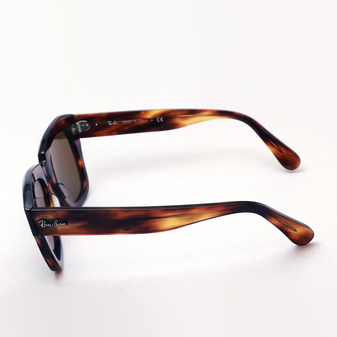 Ray-Ban Sunglasses Ray-Ban RB2186 95433 State Street