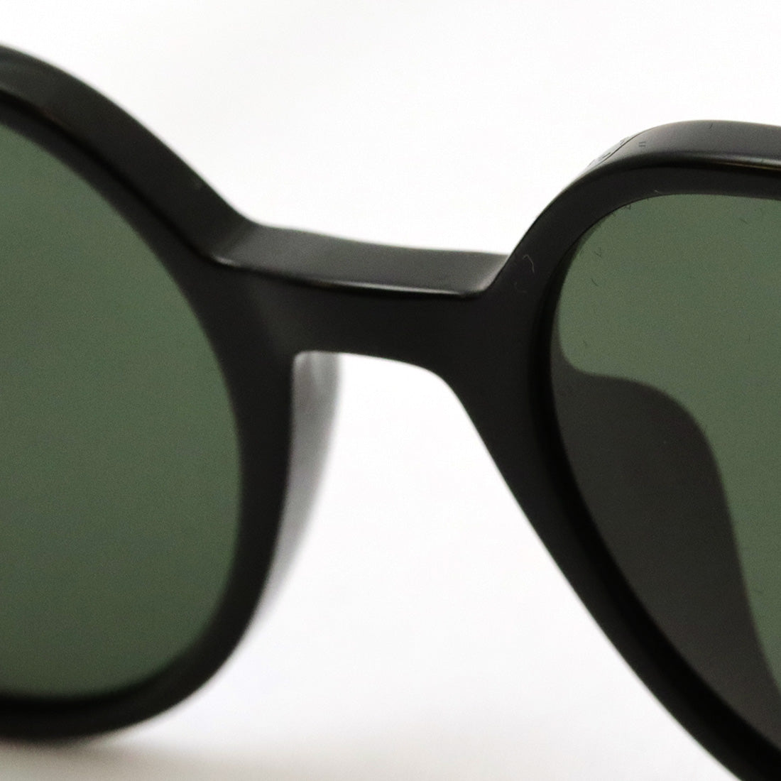 Ray-Ban Sunglasses Ray-Ban RB2195F 90131
