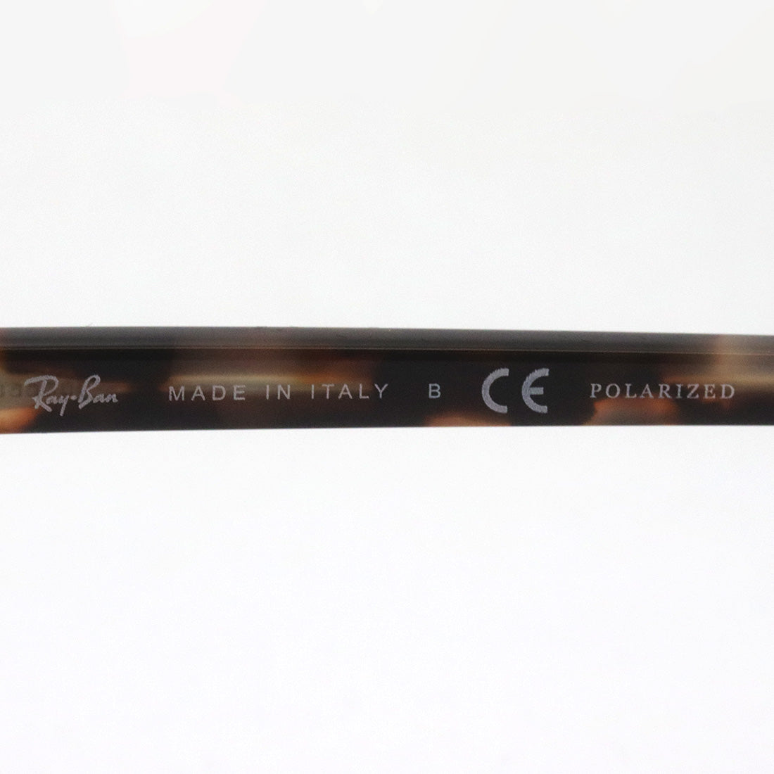 Gafas de sol polarizadas de Ray-Ban Ray-Ban RB2197F 135757 Elliott
