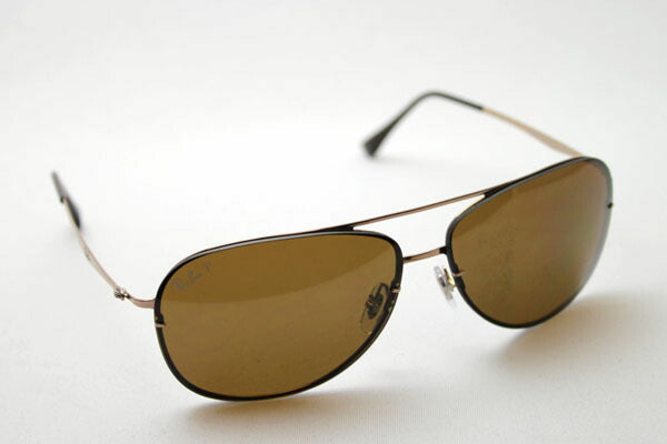 Gafas de sol polarizadas de Ray-Ban Ray-Ban RB8052 15883
