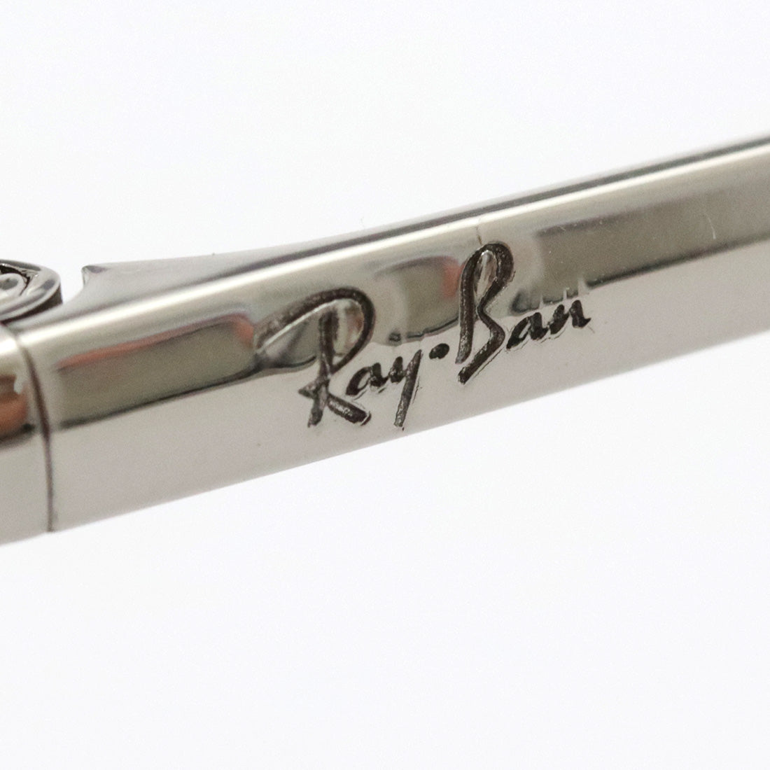 射线玻璃杯Ray-Ban RX6449 3115