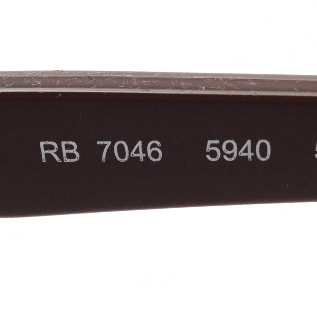 射线玻璃杯Ray-Ban RX7046 5940